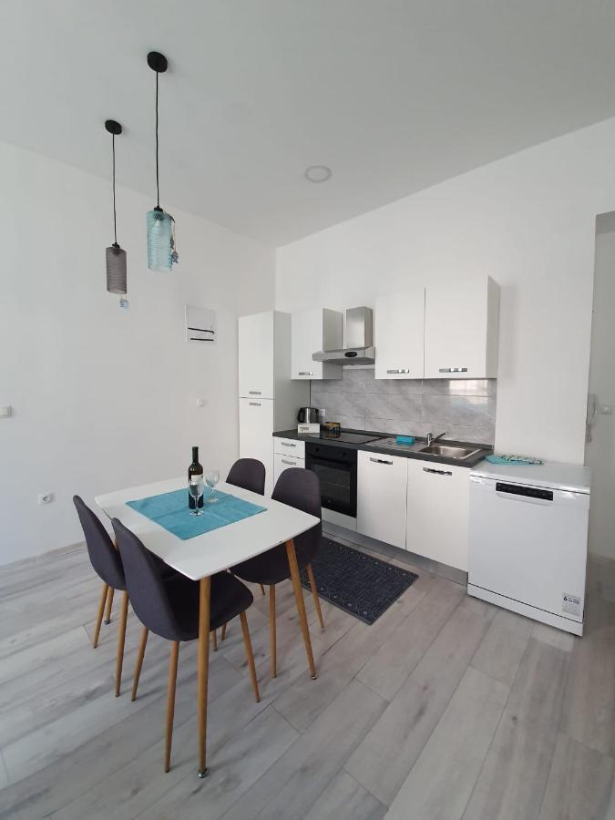 Apartmani Draga リエカ エクステリア 写真